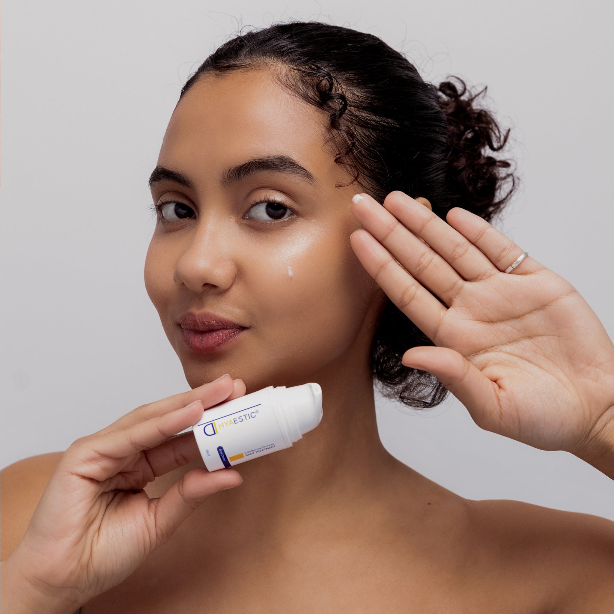 Hyaestic Spot Treatment 2.5% Benzoyl Peroxide