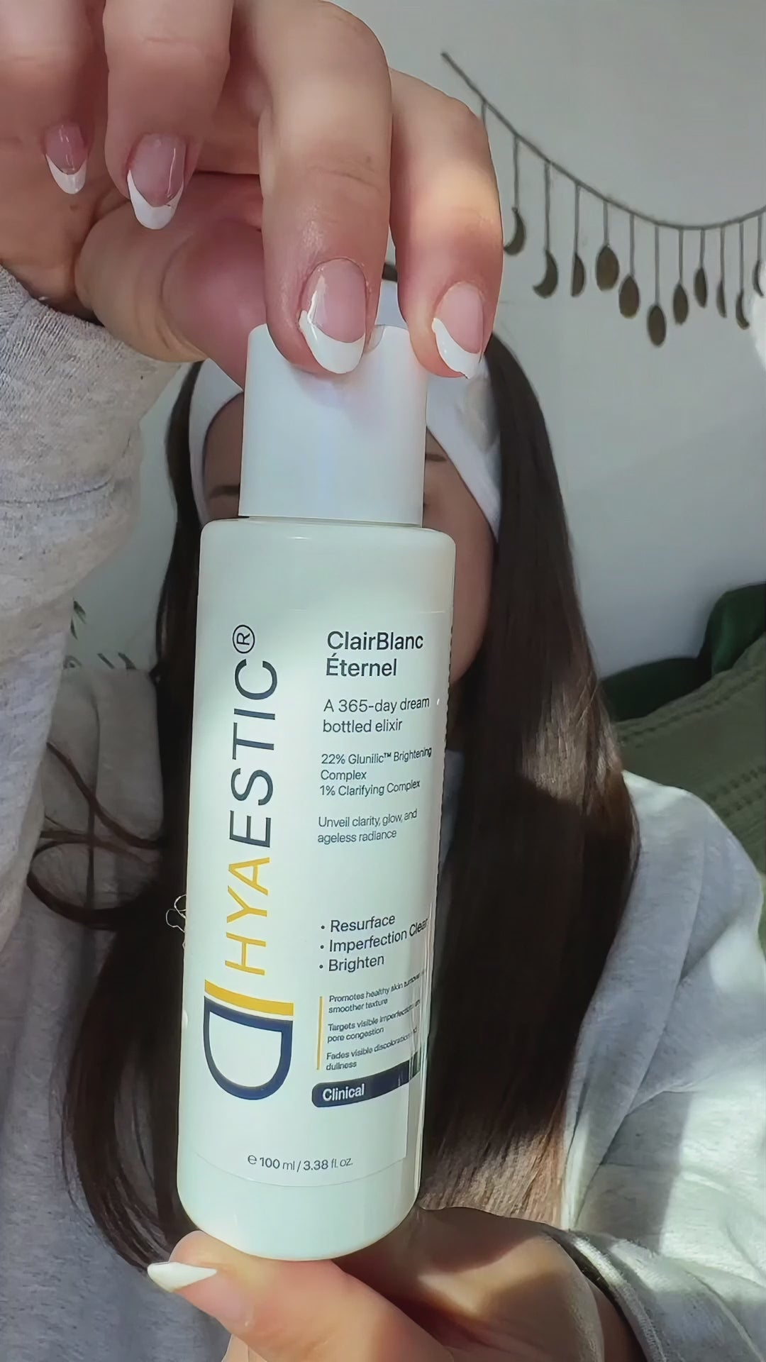 Hyaestic ClairBlanc Éternel
